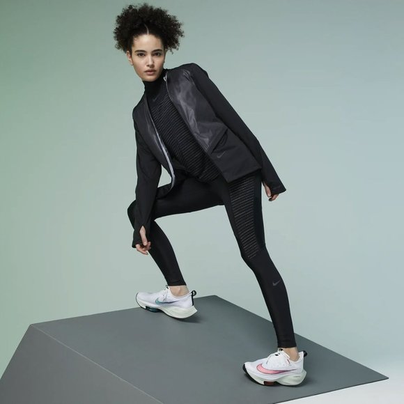 Nike Storm-FIT ADV Run Division Jacket - Picture 3 of 16